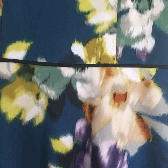 ❤️4/$25 ❤️ Established 1962 Floral Sheath Dress - Picture 4 of 11